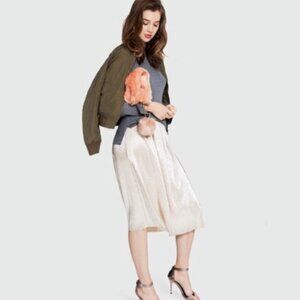 NWT WHO WHAT WEAR METALLIC MIDI SKIRT SIZE MEDIUM